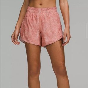 LULULEMON TRACK THAT MID-RISE LINED PINK SHORT 5"